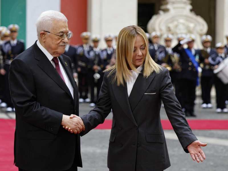 Si fa presto a dire "due popoli, due stati". Abu Mazen è a Roma, ma il Pd, Avs e i 5s non lo incontrano