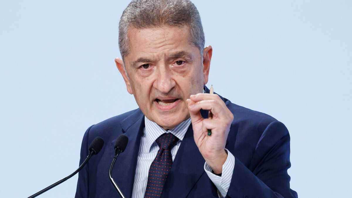 Immagine di Panetta chiama Giorgetti e spiega che le critiche di Bankitalia non erano critiche