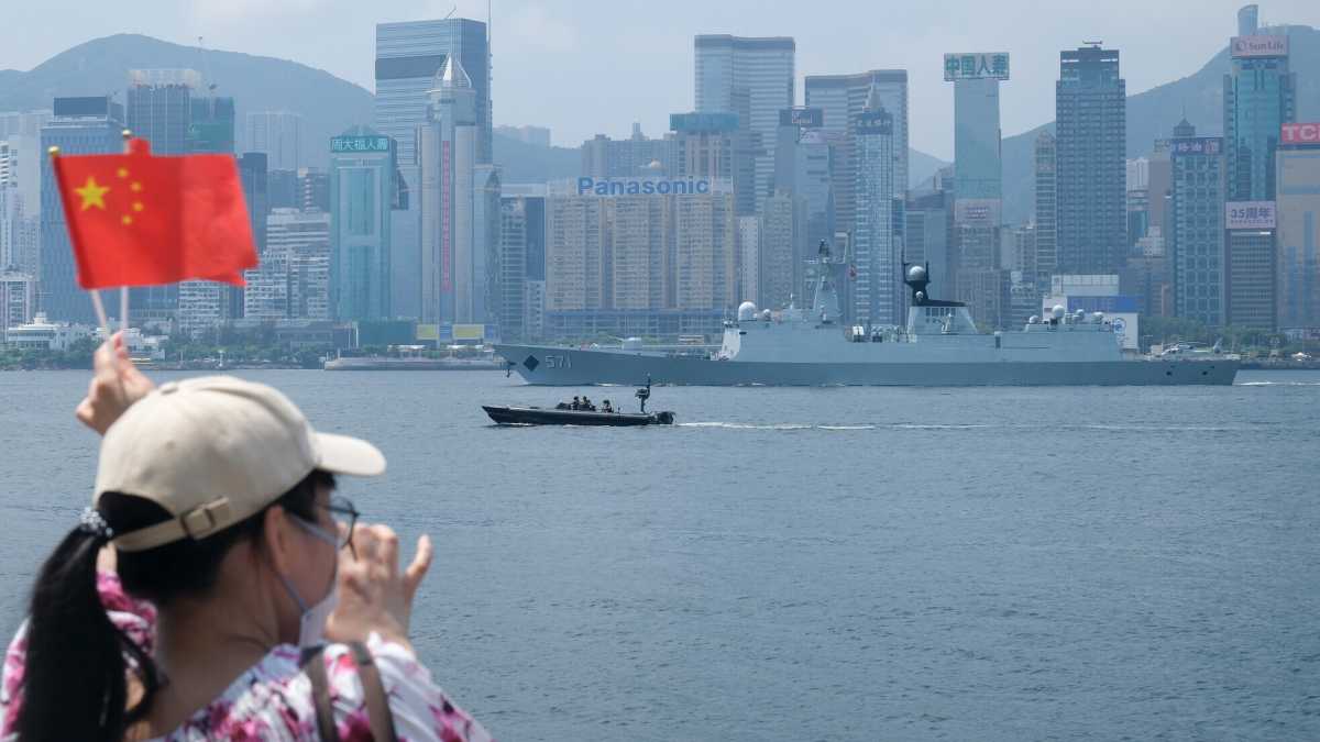 Immagine di Portaerei e potere. La Cina lancia la Fujian, con una tecnologia che Trump vuole cancellare