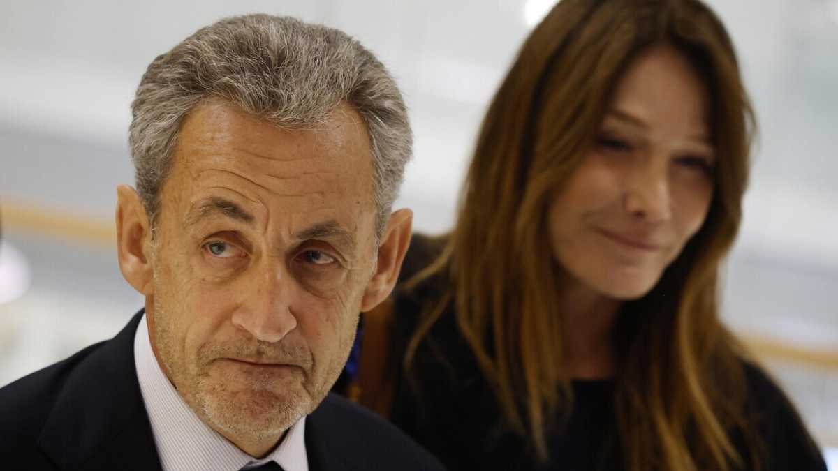 Immagine di Nicolas Sarkozy è stato scarcerato. Per l'ex presidente la libertà vigilata