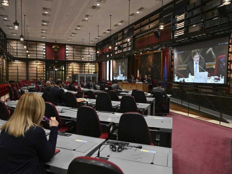 Il centrodestra lascia le audizioni in mano all’opposizione. E poi si lamenta con Bankitalia e Upb