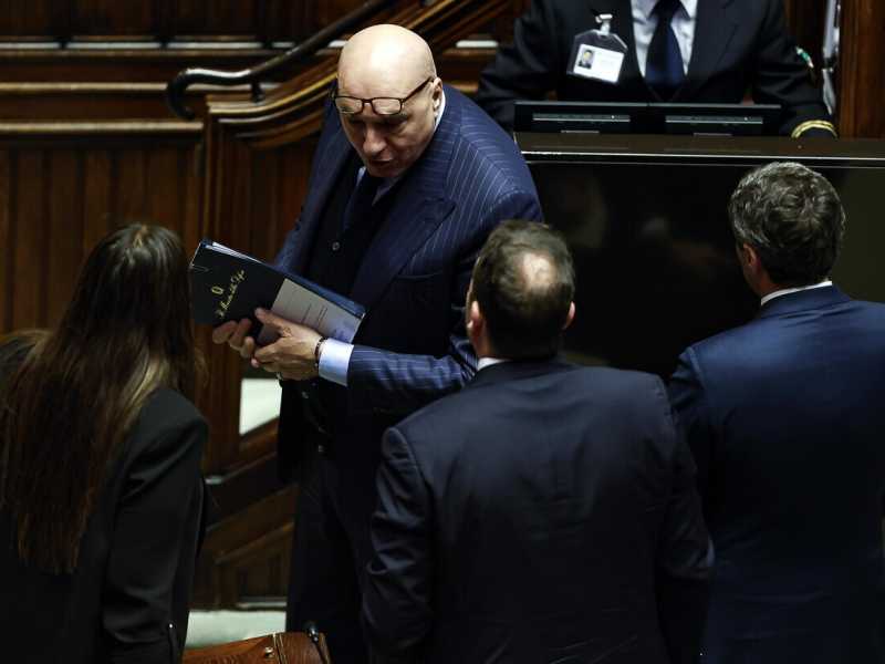 Assedio a Crosetto. Su “Strade sicure” sponda tra Lega e La Russa, che dice: "Va rafforzata"
