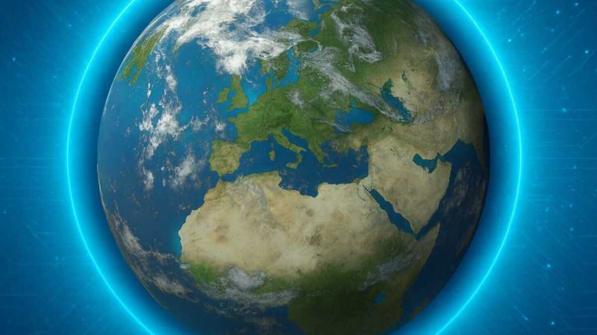 Immagine di Così l'Italia si prepara a rispondere alla guerra ibrida: il non-paper di Crosetto