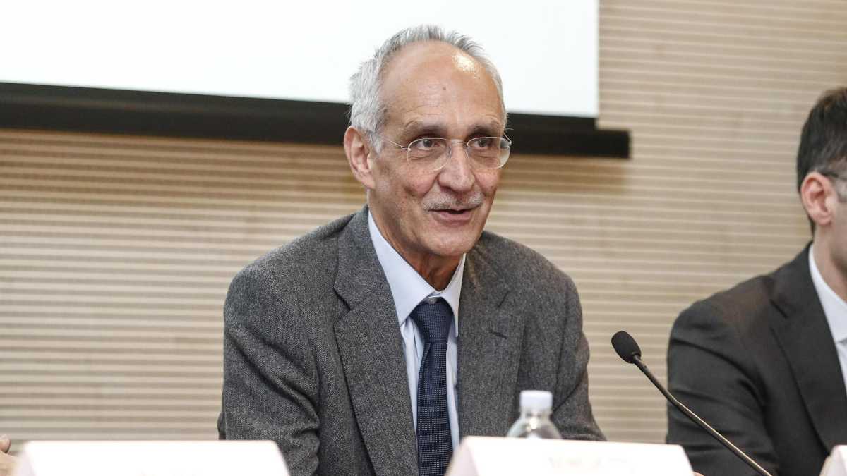 Immagine di Il giurista Ichino (ex Cgil e Pd) spiega perché l’emendamento di FdI sugli scioperi è giusto