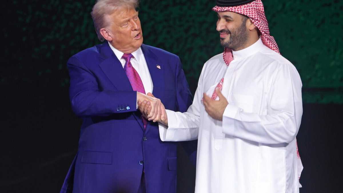 Immagine di Mohammed bin Salman va da Trump. Patti, investimenti, alleanze, caccia e la vaghezza necessaria