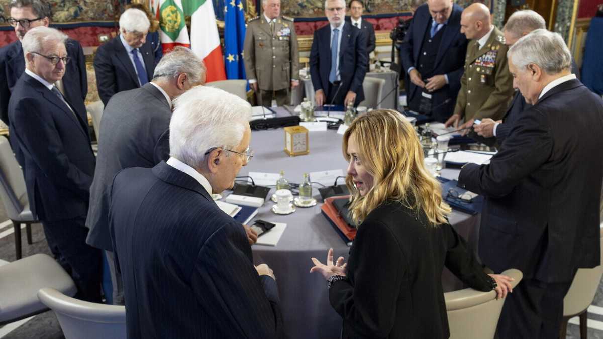 Immagine di Ma quale complotto. Il piano segretissimo del Quirinale per aiutare Meloni a governare