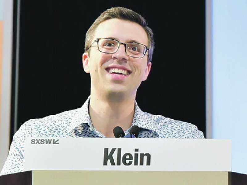 Il talento di Ezra Klein, giornalista-guru che modella la sinistra