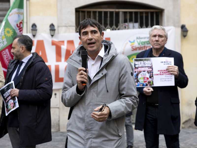 Fratoianni vede il bicchiere di Avs mezzo pieno, nonostante il caso Vendola