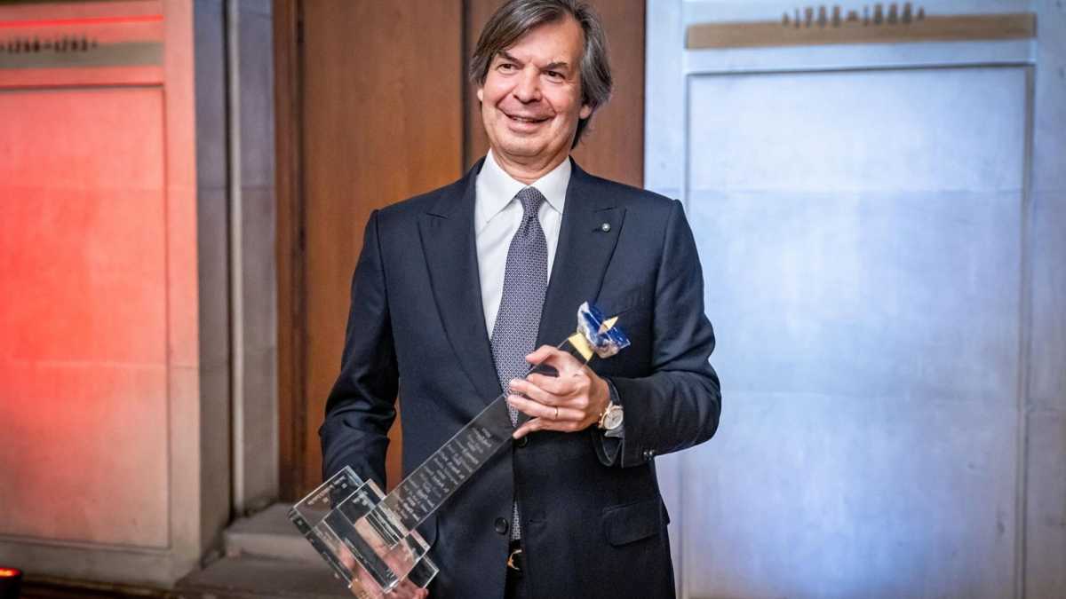 Immagine di Le banche al contrattacco. Messina (Intesa Sanpaolo): "Non siamo condizionabili, il governo ci rispetti"