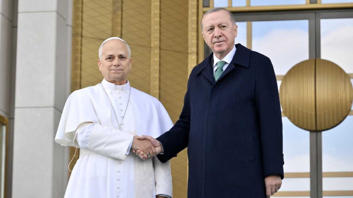 Immagine di Il Papa va da Erdogan e ricorda il ruolo dei cristiani