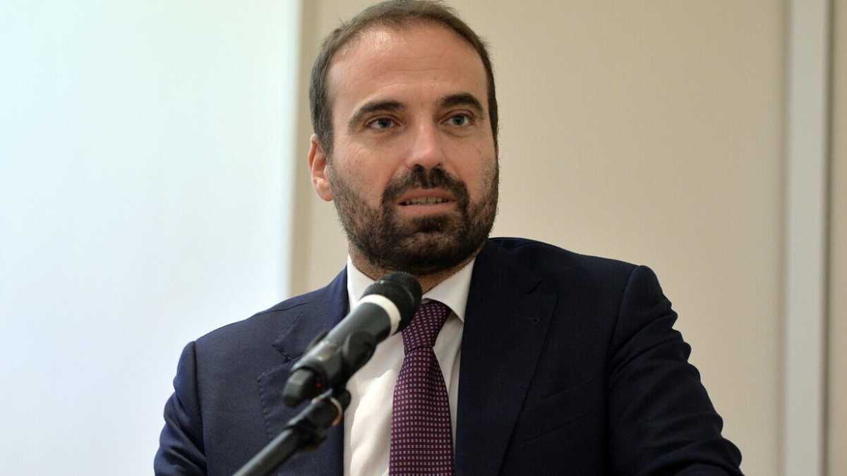 Immagine di Marattin lancia l’assemblea dei libdem con Calenda: “Inizia il percorso verso un solo partito”