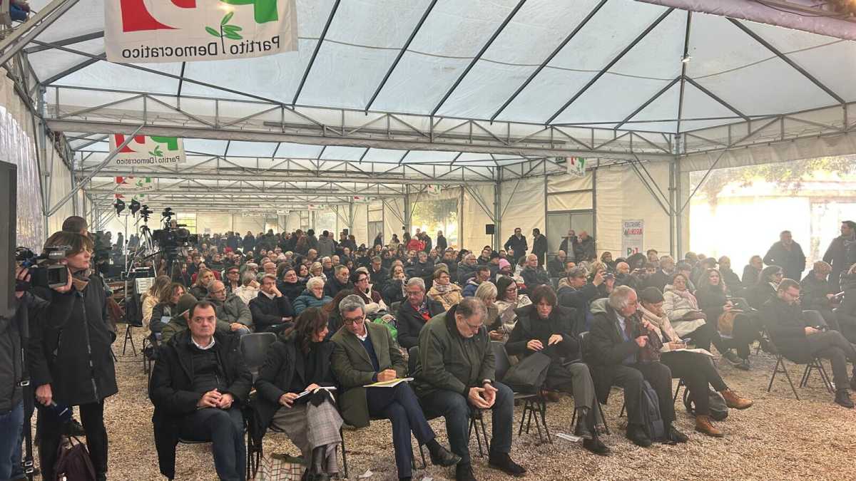 Immagine di Il Correntissimo Pd: Montepulciano è Ramallah arcobaleno. Boldrini: "Il governo israeliano è il governo della tortura"