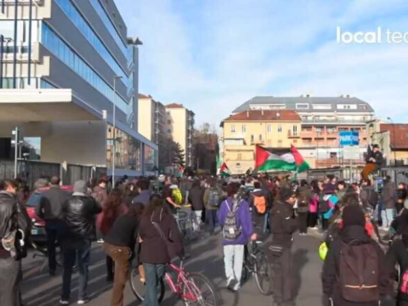Anatomia di un'occupazione. Numeri e profili di chi ha fatto irruzione alla Stampa di Torino