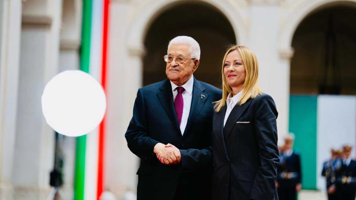 Immagine di Abu Mazen ad Atreju. La mossa di FdI che spiazza la sinistra