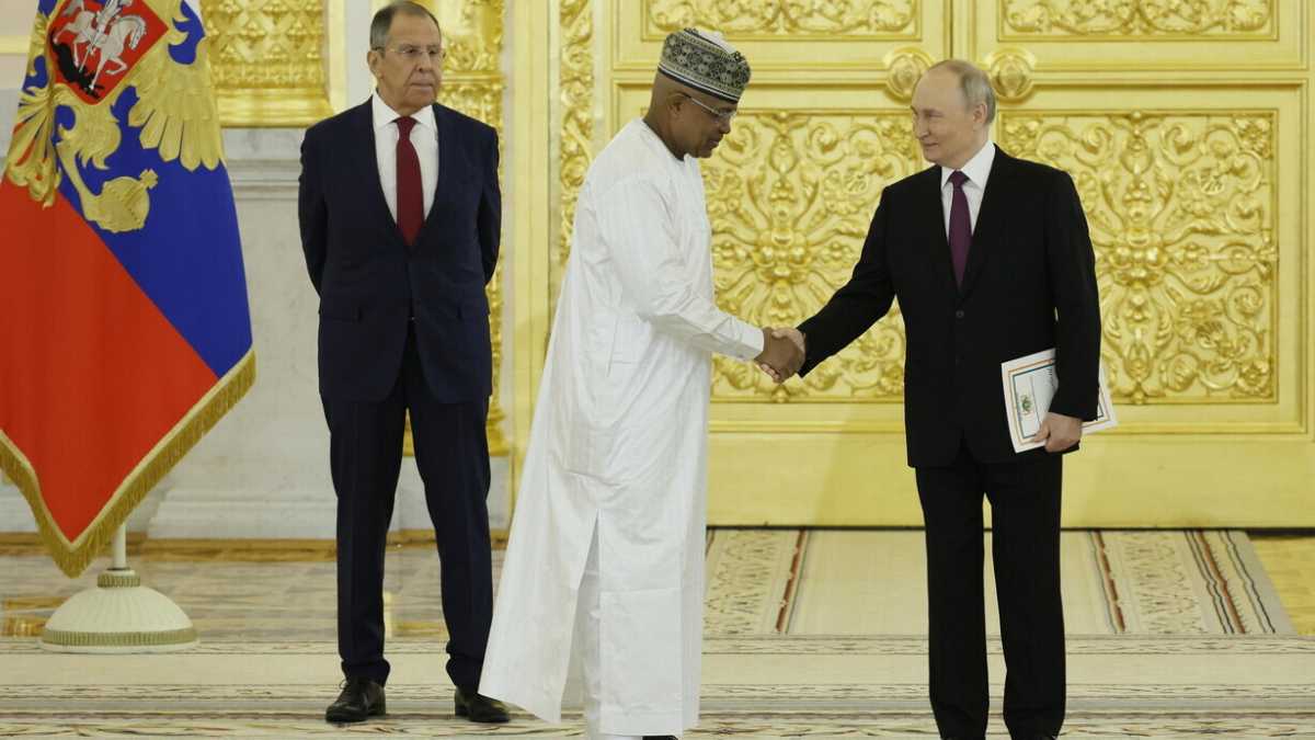 Immagine di L’uranio del Niger viaggia verso Mosca (se i jihadisti lo fanno passare)