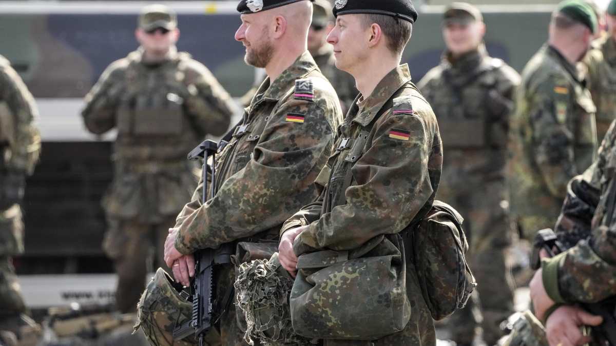 Immagine di Sulla leva militare i giovani tedeschi si sono dati alla filosofia