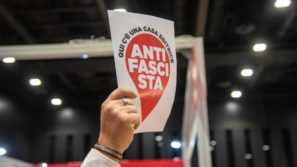 Immagine di Altro che boicottaggio, per capire cos’è stato il fascismo va letto anche Evola