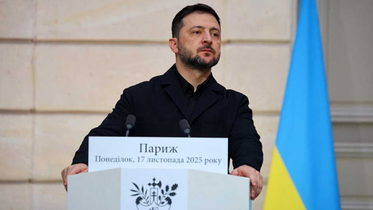 Immagine di Zelensky è a Londra per il vertice con Starmer, Macron e Merz. Domani vedrà Meloni a Roma