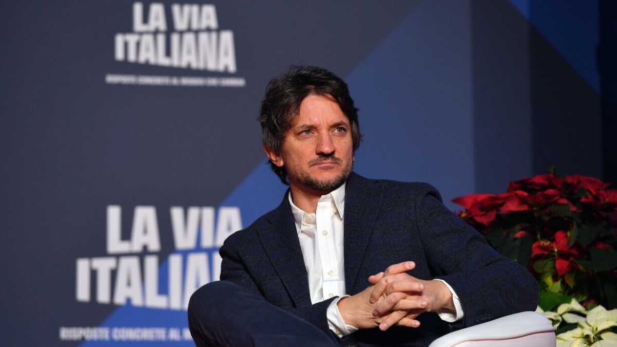 Immagine di Si parte alti e si finisce nel retequattrismo. Realpolitik, il nuovo capolavoro tv di Pier Silvio Berlusconi