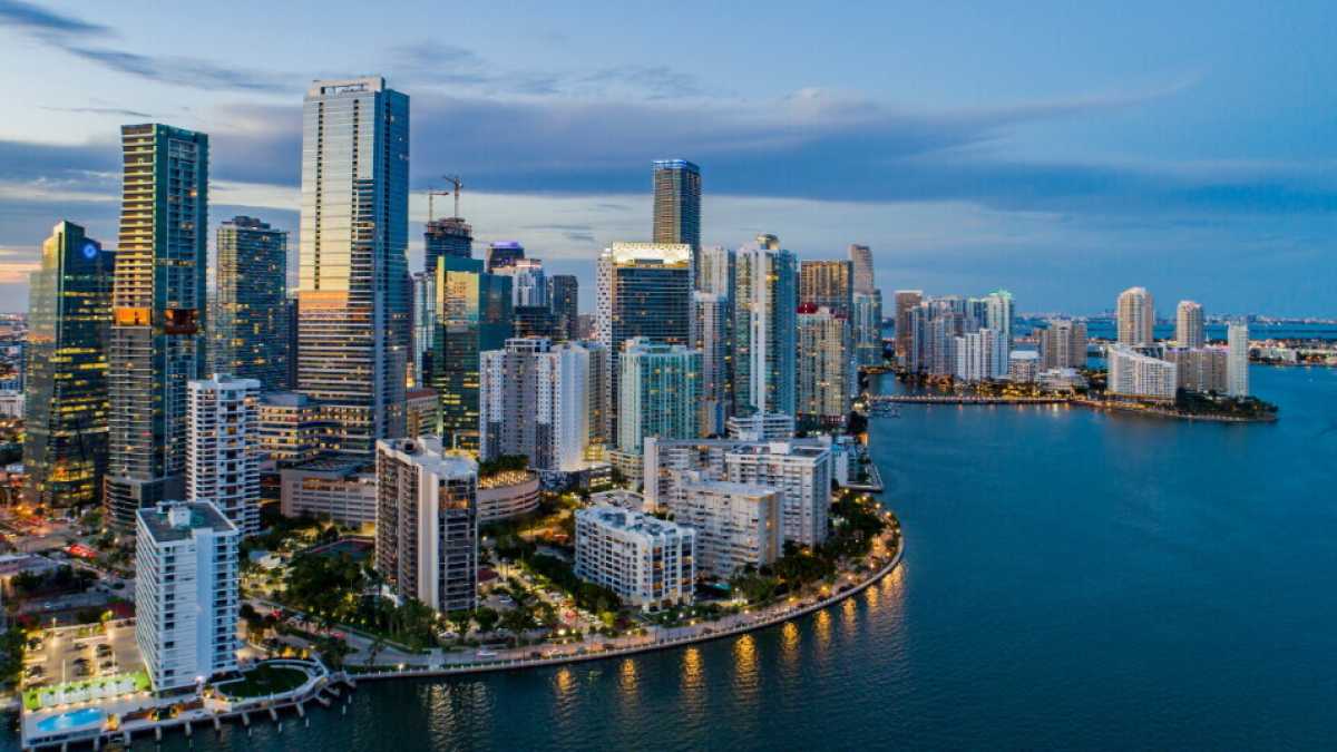 Immagine di La sconfitta repubblicana a Miami: Eileen Higgins vince e segna un cambio di rotta per la Florida