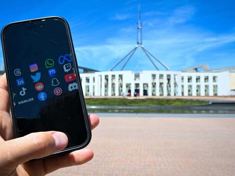 Sui social meno paternalismo di stato e più interventismo dei genitori. Diffidare della legge australiana