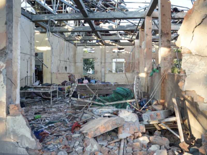 La giunta militare birmana bombarda un ospedale nella giornata per i diritti umani