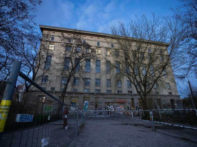 Il Berghain chiuso nel marzo 2020 a causa dell'emergenza covid-19 (foto EPA)