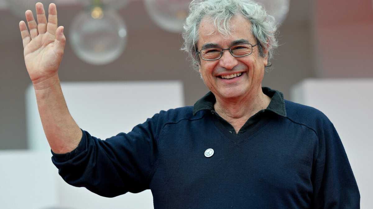 Immagine di Rovelli elogia le derive di Trump e invita l’occidente a non difendere la libertà. Prego?