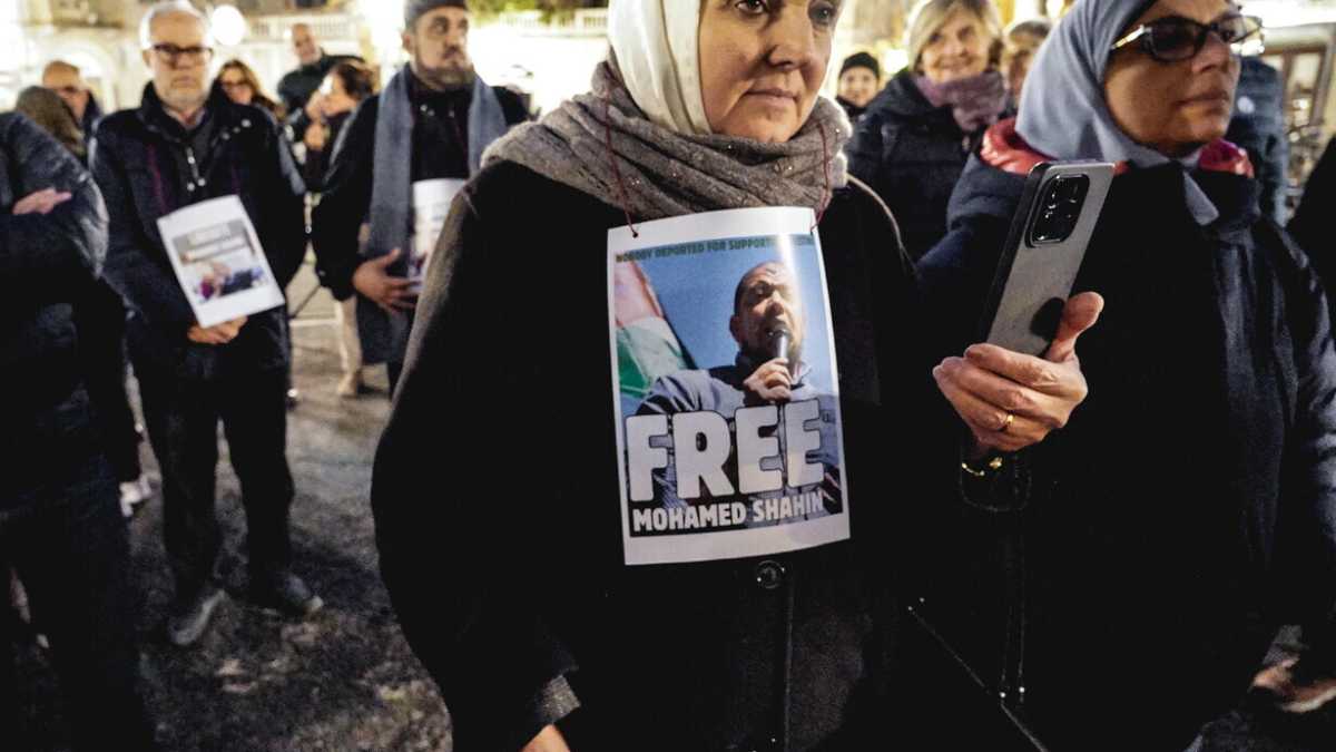 Immagine di Liberato l’imam di Torino Shahin. Meloni: “Come difendiamo la sicurezza se i giudici annullano tutto?”