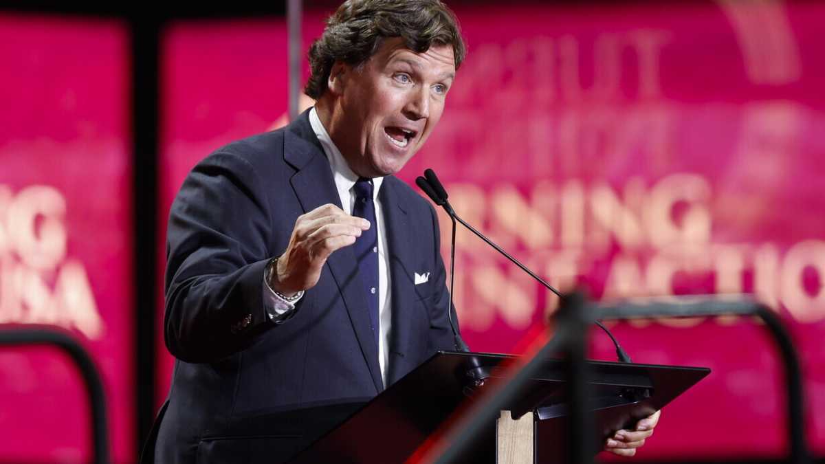 Immagine di Carlson, Fuentes e l’agenda sempre più intransigente dell’America First