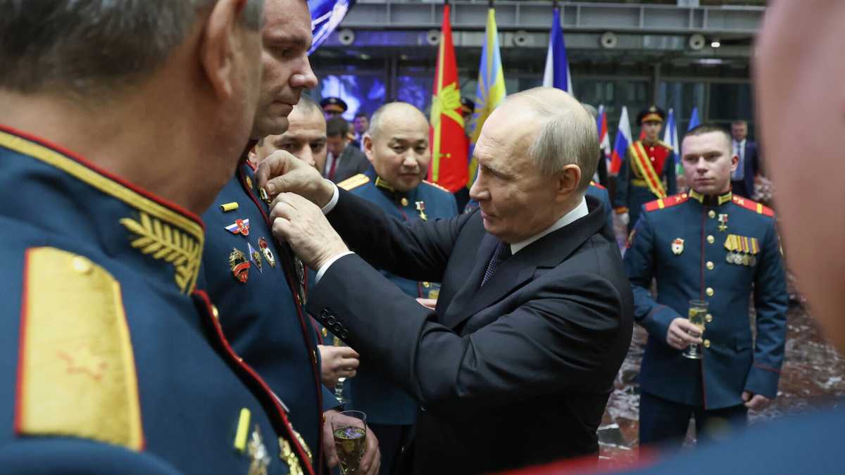 Immagine di Putin vede molte opportunità nella fretta di Trump per arrivare a una accordo sull'Ucraina