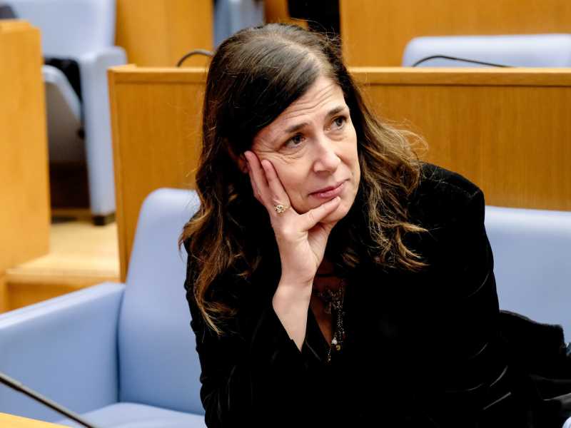 Todde con la sua battaglia alle rinnovabili è lo specchio di una sinistra autolesionista
