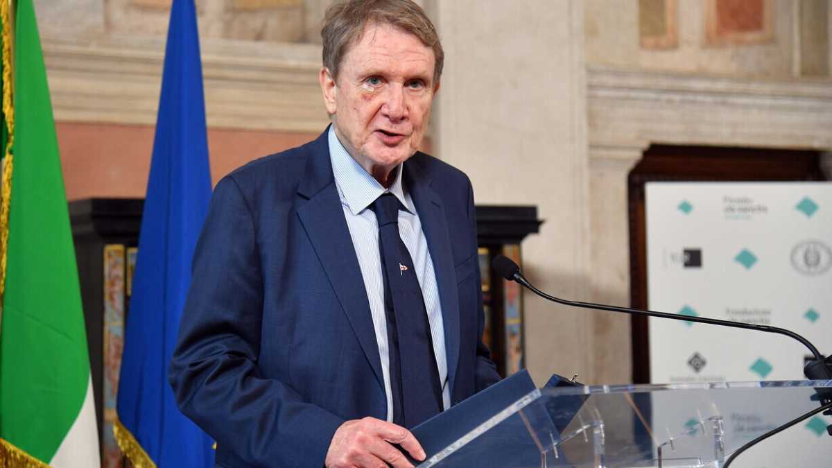 Immagine di Nel dubbio, non affidare a Caracciolo la difesa dei confini nazionali