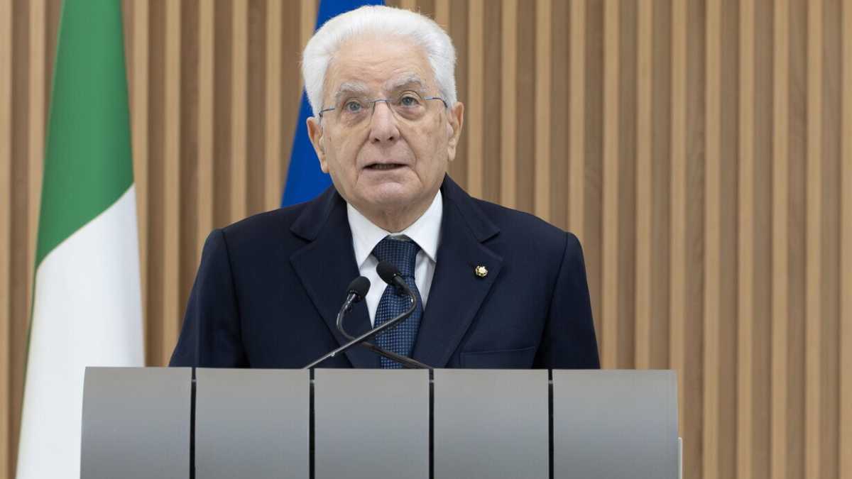 Immagine di Mattarella: "I droni seminano preoccupazione in Europa"