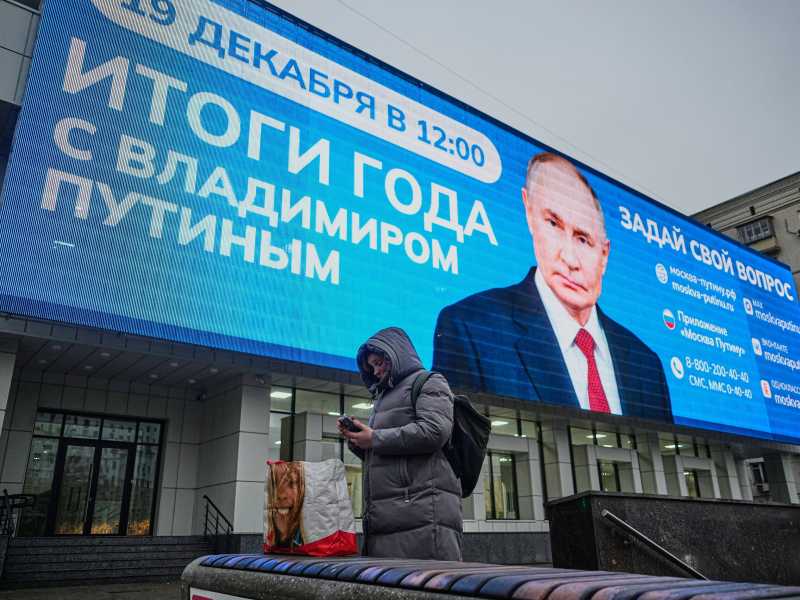 Putin senza confini. Come la televisione russa ha spiegato perché gli europei sono "maialini"