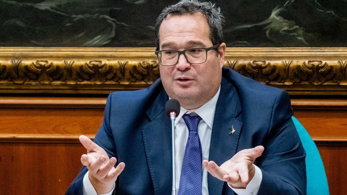 Immagine di “Pensioni? Colpa dei tecnici. Mai pensato di alzare l’età”, dice Durigon, mentre la manovra approda in Senato
