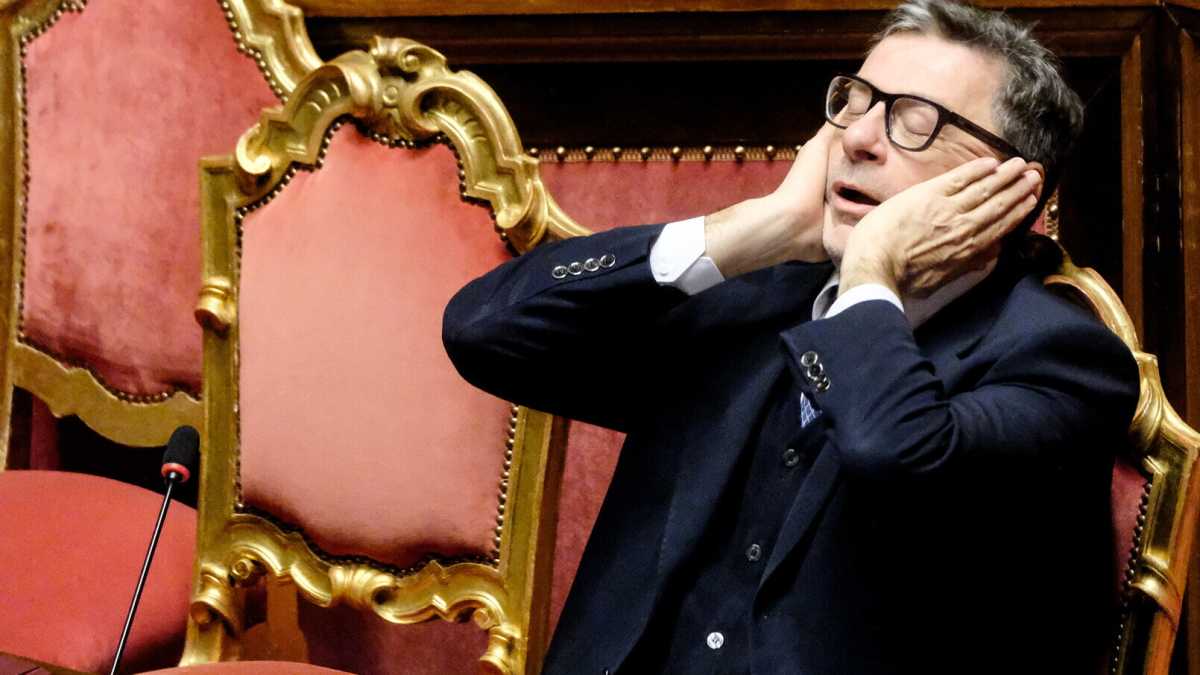 Immagine di Manovra con scossone. Romeo: "FdI non rompa i c...". Giorgetti, assediato da Salvini, blinda i vertici del Mef