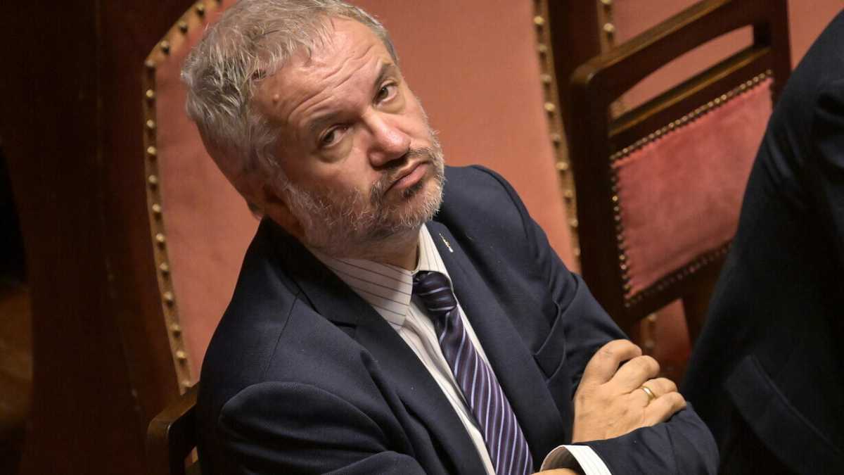 Immagine di Il golden autogol della destra sull'oro nella partita con la Bce