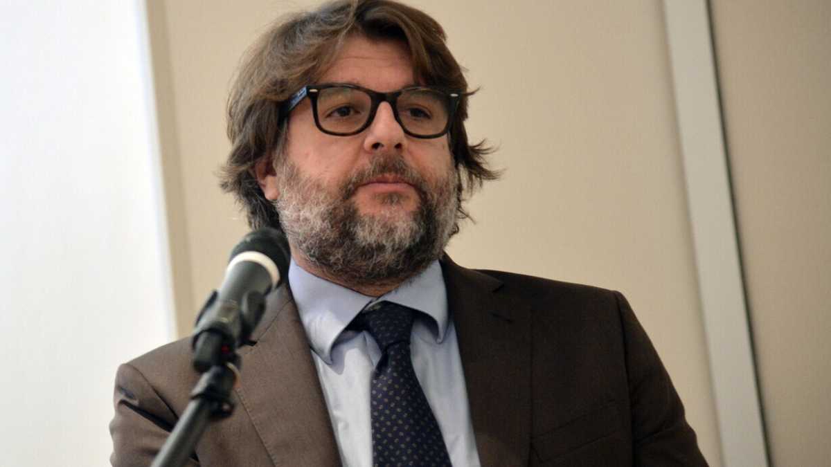 Immagine di Osnato (FdI): “Sulla manovra tensioni ordinarie. Che i leghisti non siano coesi lo sa anche Salvini”