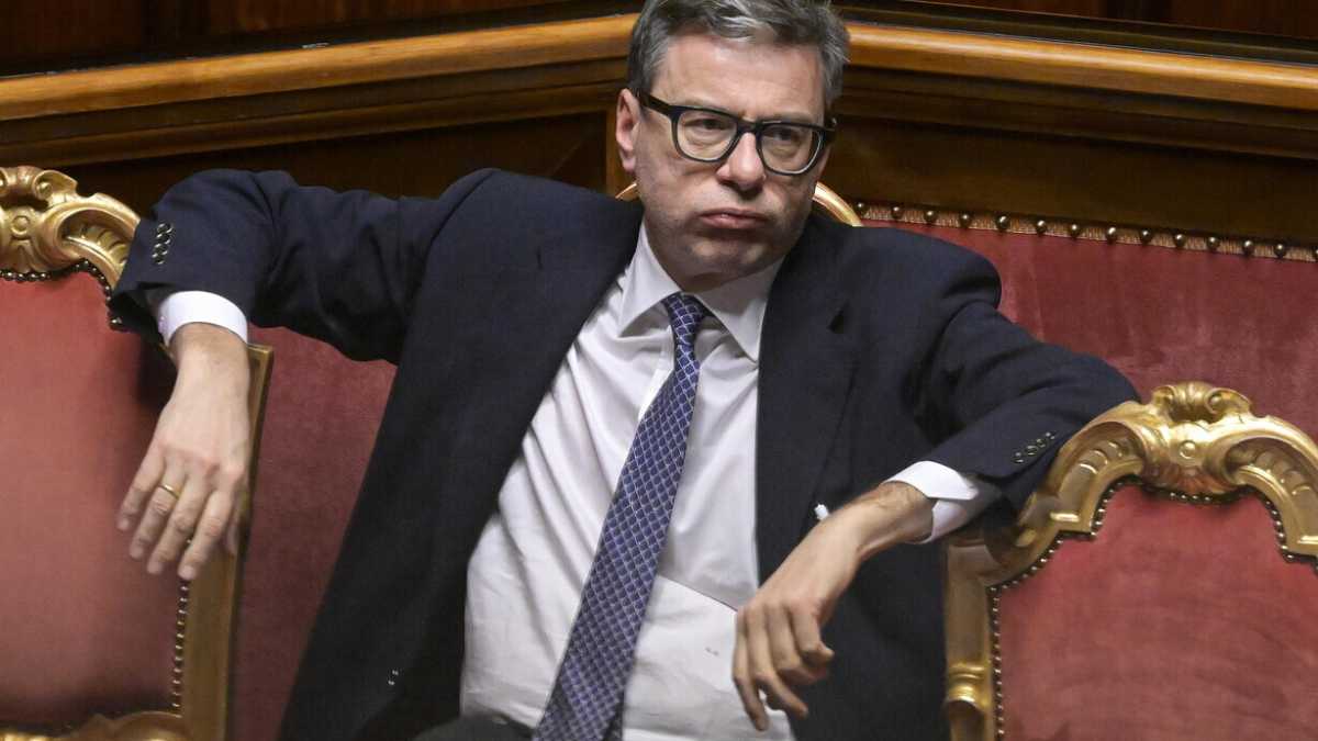 Immagine di La prudenza c'è, manca la crescita: il bilancio di Giorgetti