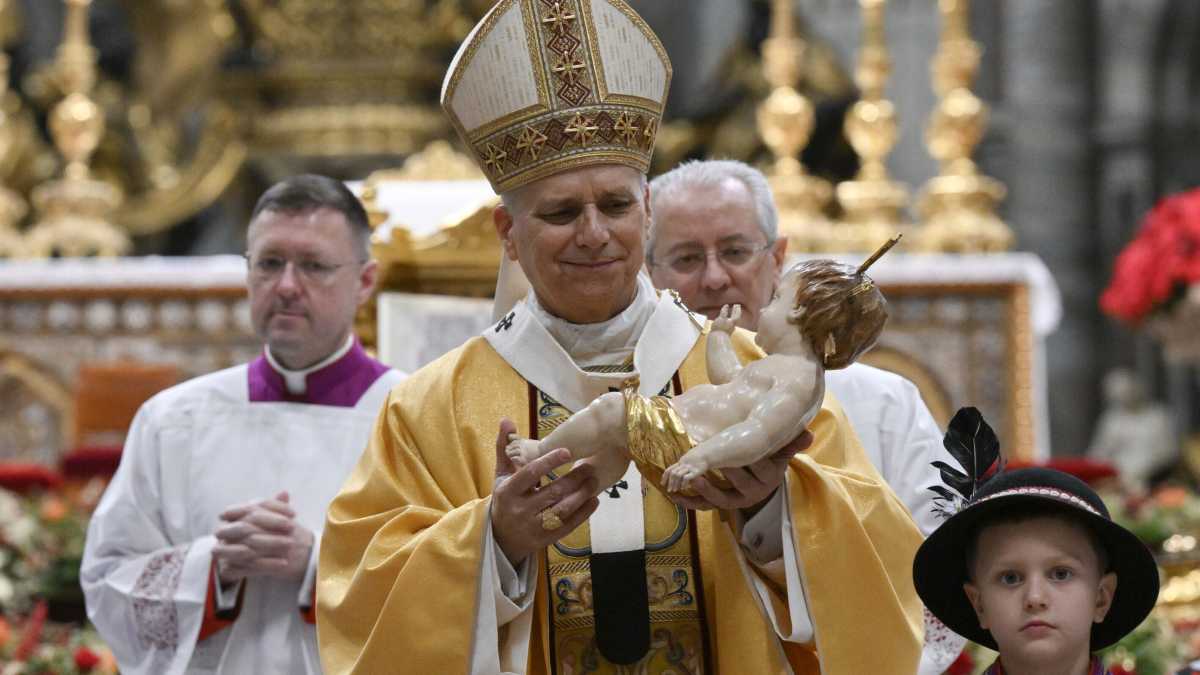 Immagine di Pace nella Chiesa e nel mondo. Il primo Natale di Leone XIV