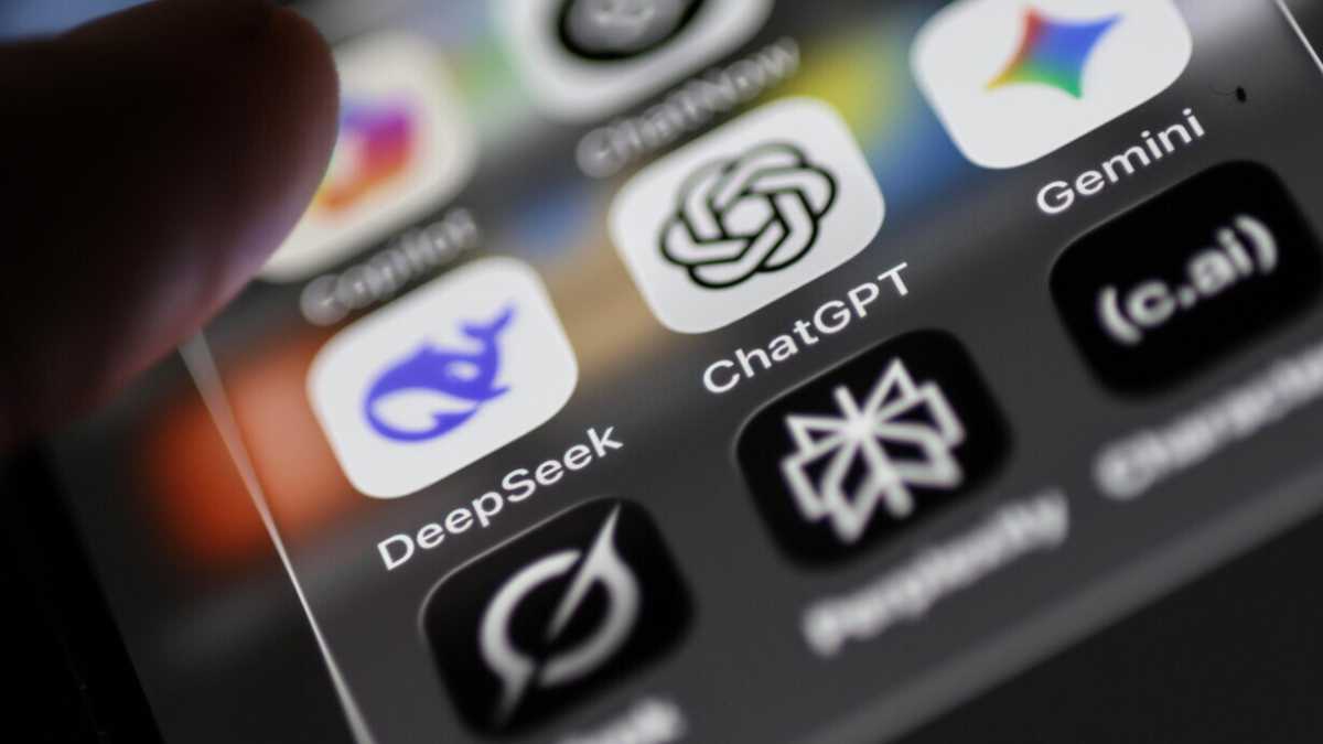 Immagine di Parlami d’amore, cara chat