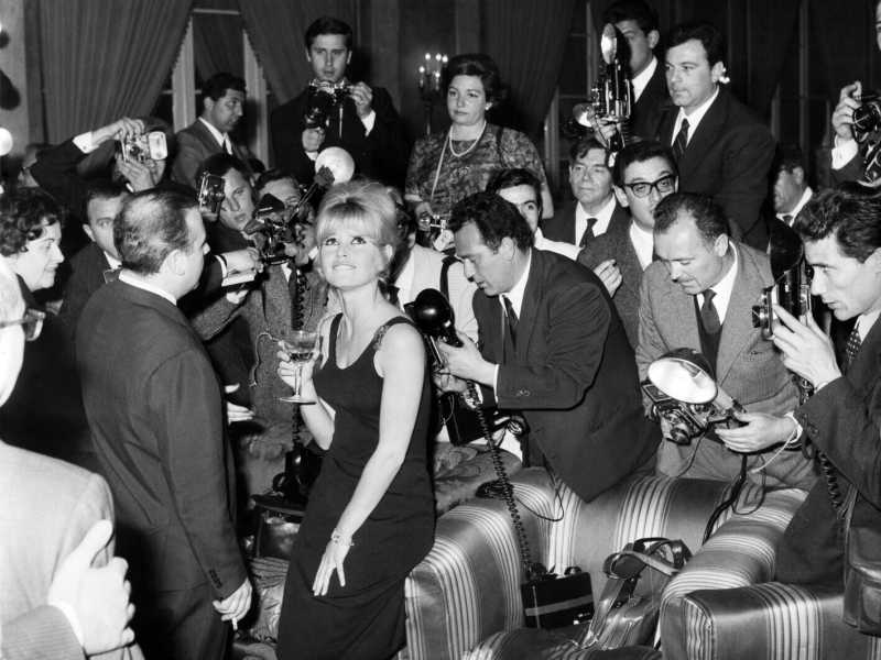 L'attrice Brigitte Bardot durante la conferenza stampa tenuta a Roma per il film "Il disprezzo". Foto LaPresse&nbsp;<br />