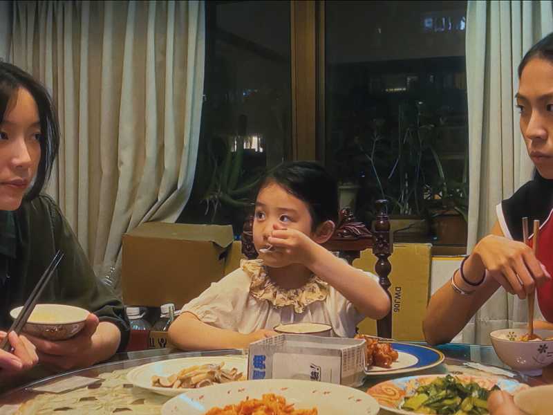 La lotta di una bambina taiwanese contro "la mano del diavolo" in un film