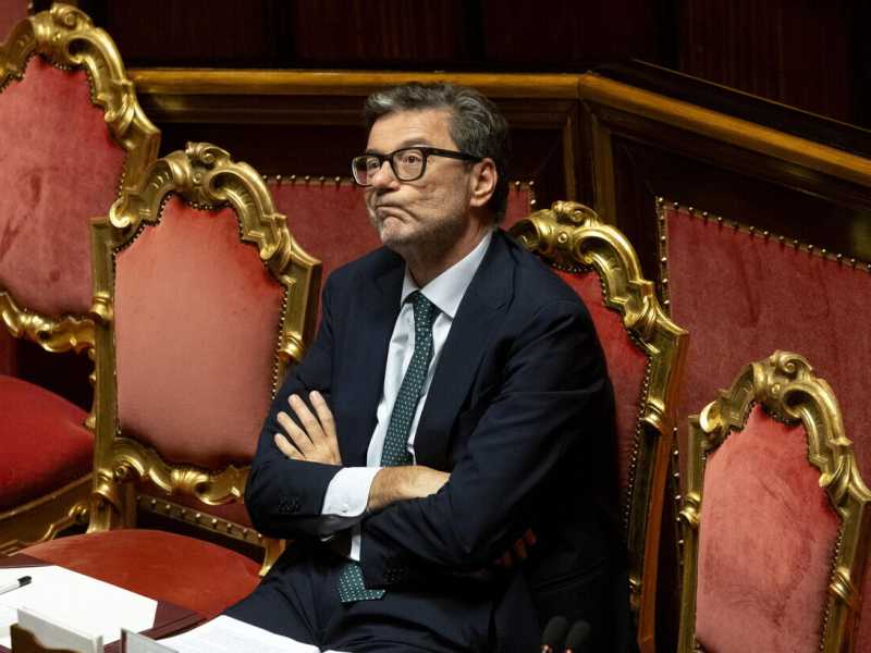 Inflazione e detassazione, le vere ragioni del grande silenzio sul crollo dei salari
