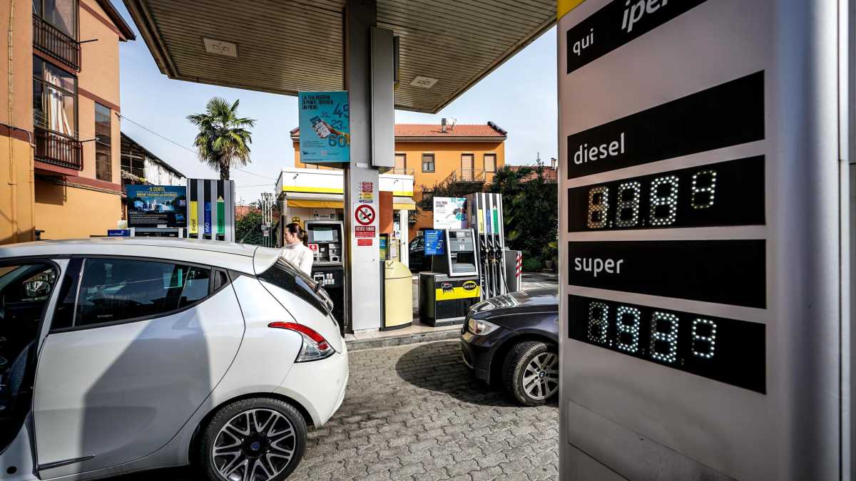 Immagine di Perché da oggi il gasolio costerà un po' di più