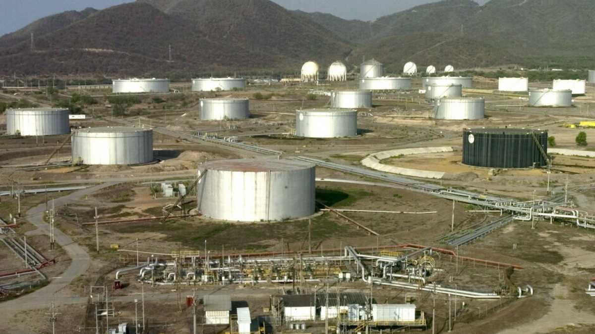 Immagine di Riserve, produzione e investimenti: numeri per capire la partita del petrolio in Venezuela