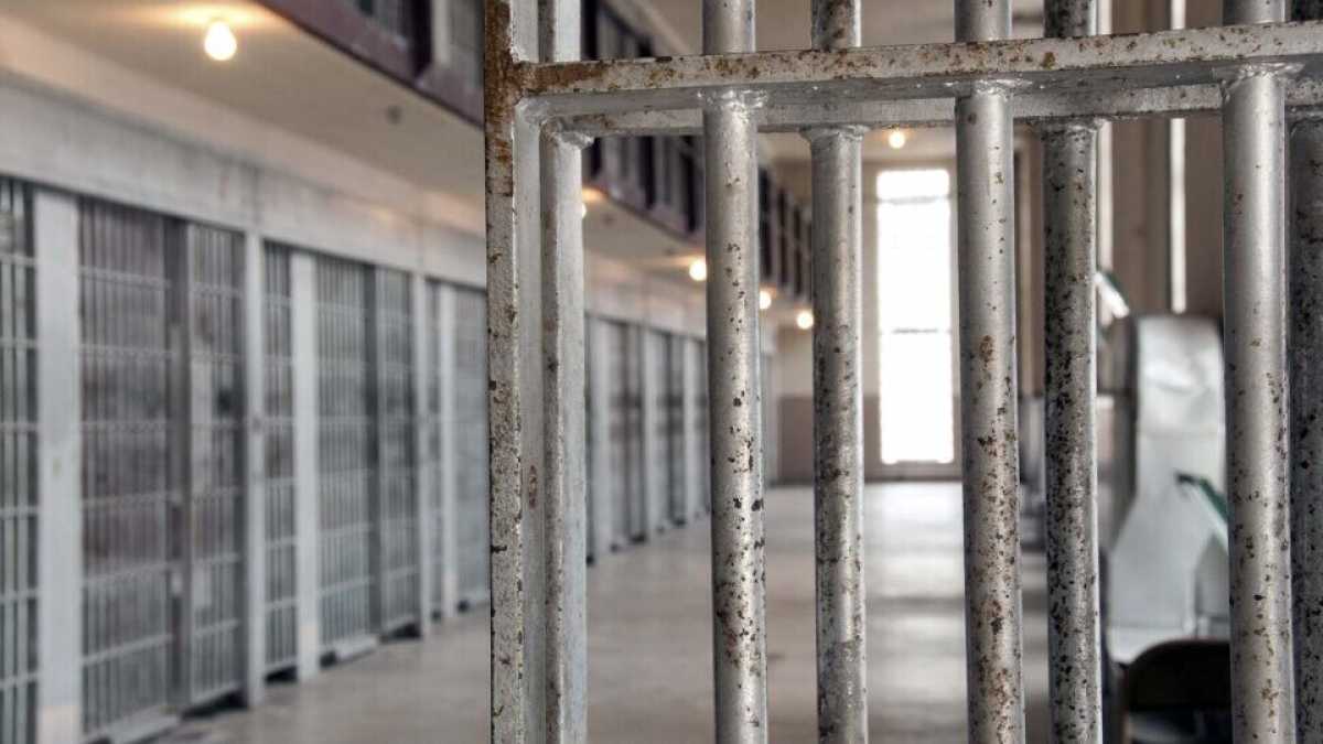 Immagine di È ora di un indulto differito per salvare il carcere e la società