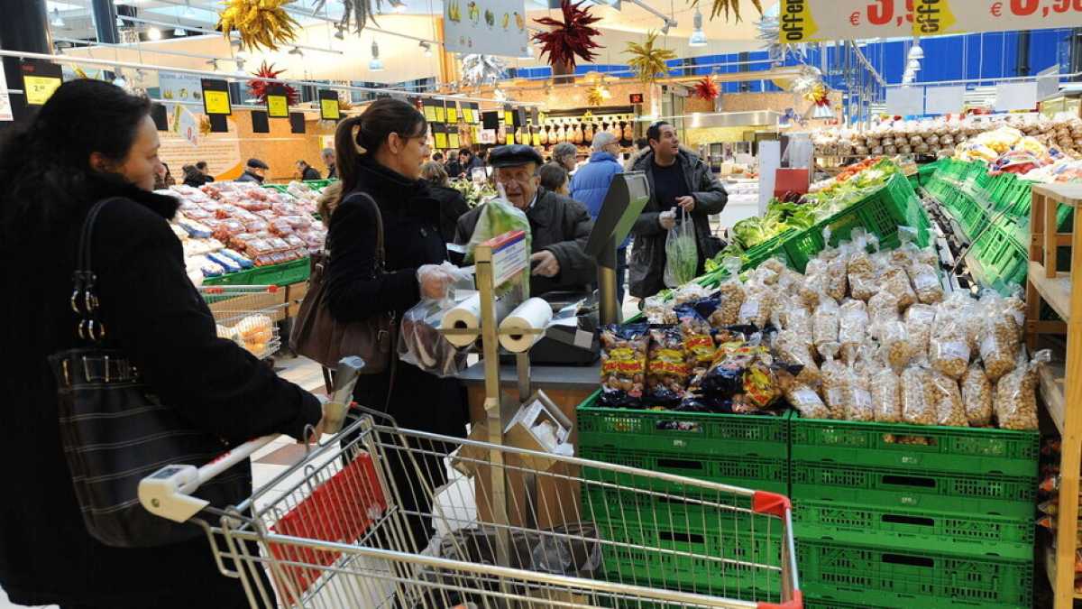 Immagine di Sia benedetta la povertà (della Coop)