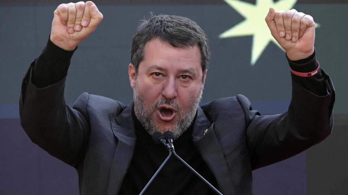 Immagine di I reflussi di Salvini. Punta al Viminale e vuole norme severe sulla sicurezza. Così chiude al manifesto di Zaia